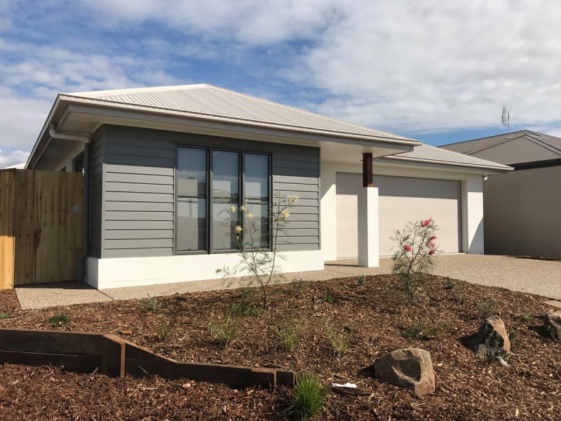 29 Greenview Terrace, Palmview QLD 4553