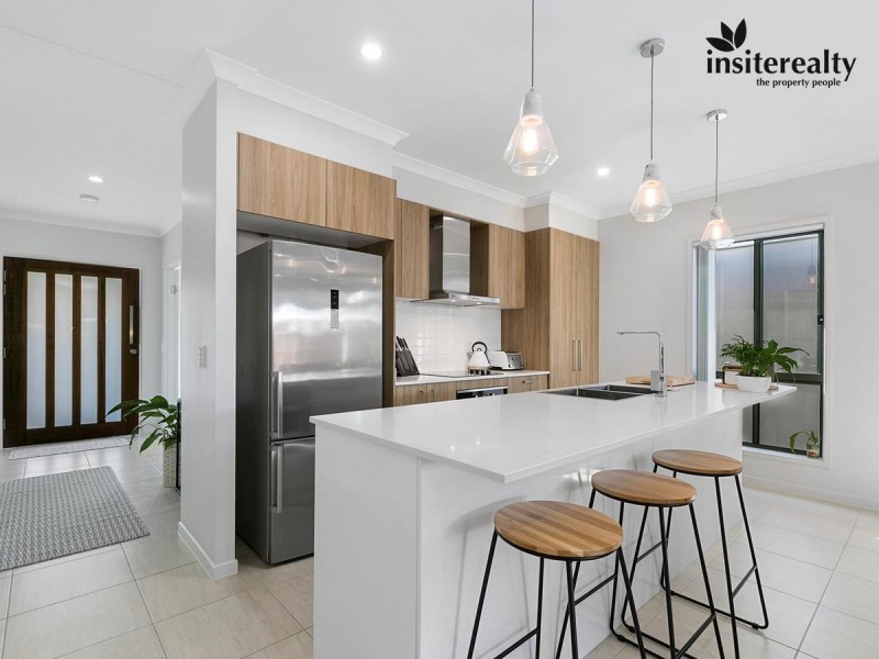 6 Sienna Crescent, Palmview QLD 4553