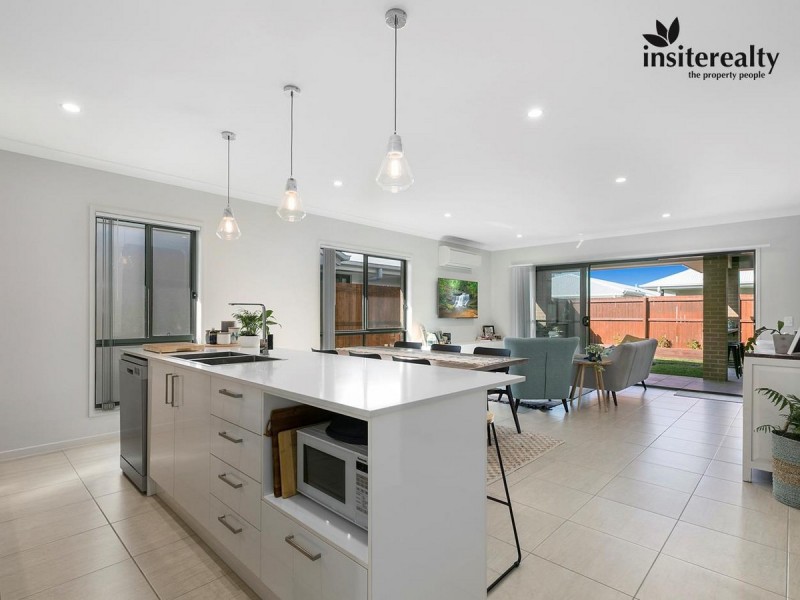 6 Sienna Crescent, Palmview QLD 4553