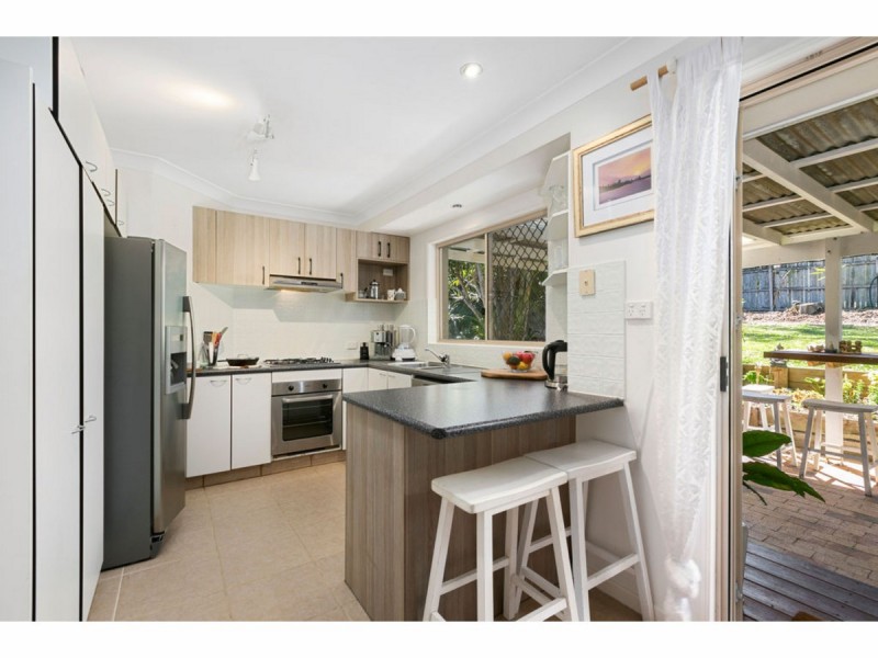 19 Victory Crescent, Sunrise Beach QLD 4567