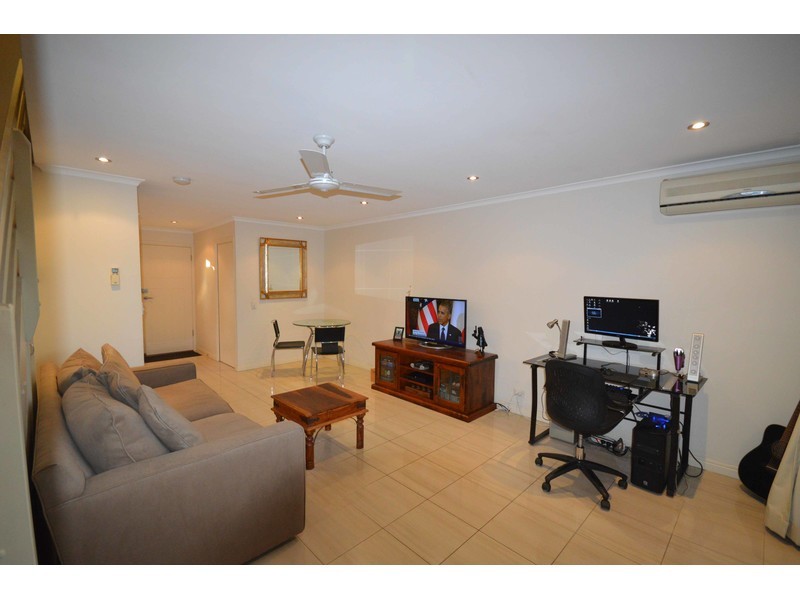 9/6 Ann-Maree CL, Maroochydore QLD 4558