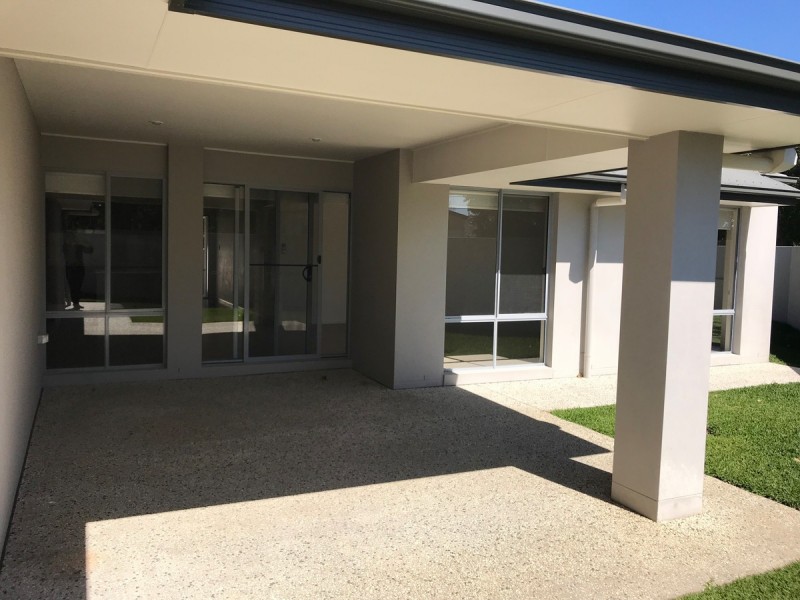 16 Bainbridge Circuit, Sippy Downs QLD 4556