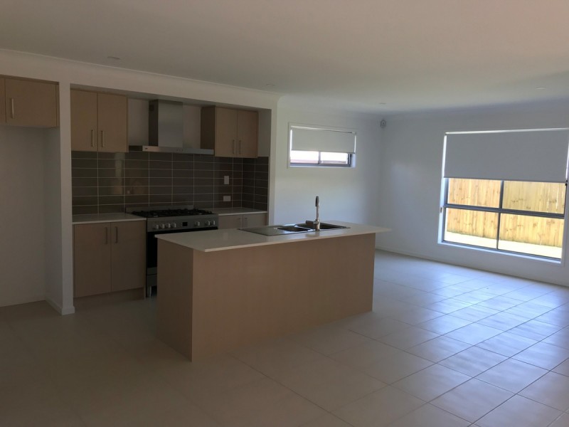 26 Stone Ridge Boulevard, Narangba QLD 4504