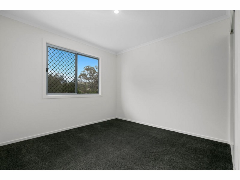 1 Thomas Major Place, Burnside QLD 4560