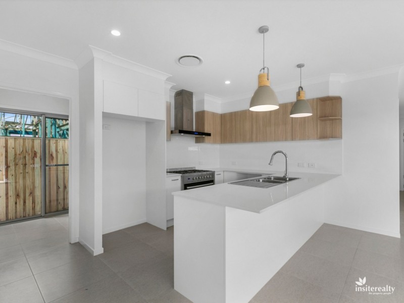 18 Pioneer Way, Palmview QLD 4553