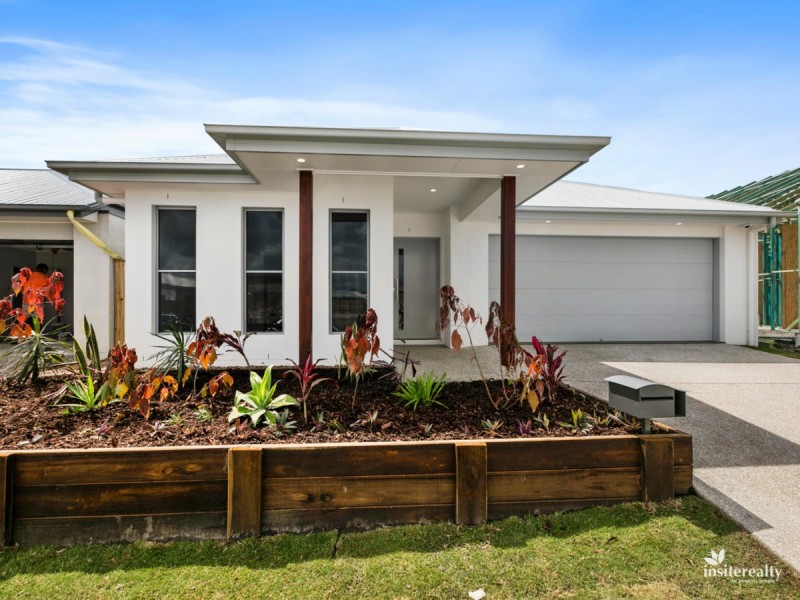 18 Pioneer Way, Palmview QLD 4553