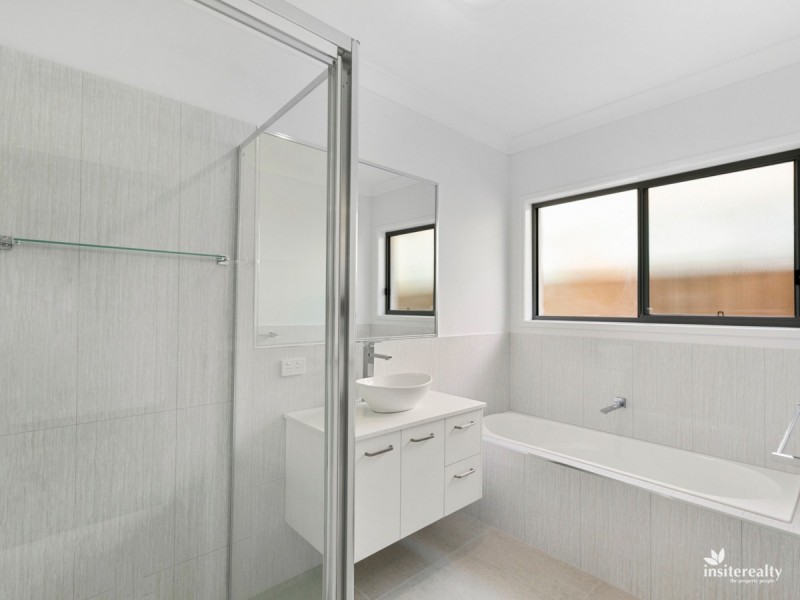 18 Pioneer Way, Palmview QLD 4553