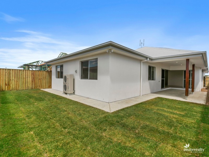 18 Pioneer Way, Palmview QLD 4553