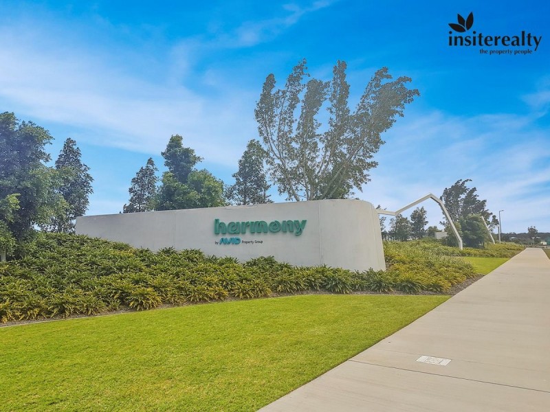18 Pioneer Way, Palmview QLD 4553