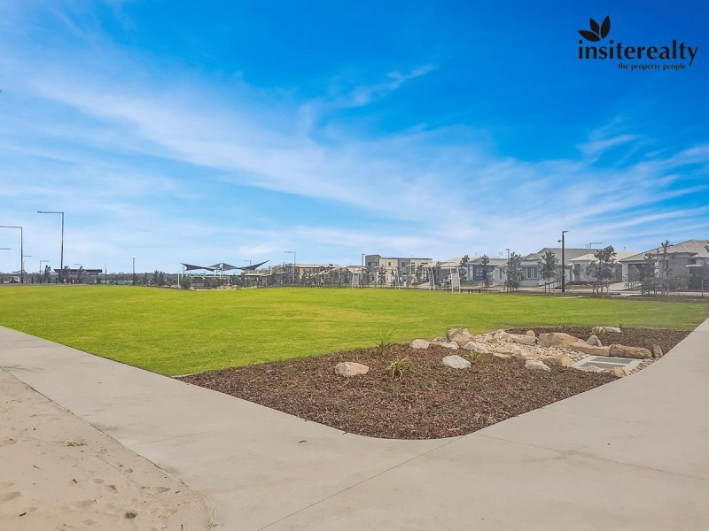 18 Pioneer Way, Palmview QLD 4553