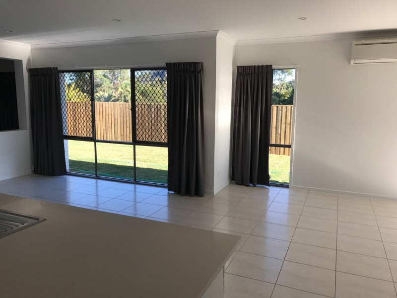39 Poole Road, Glass House Mountains QLD 4518