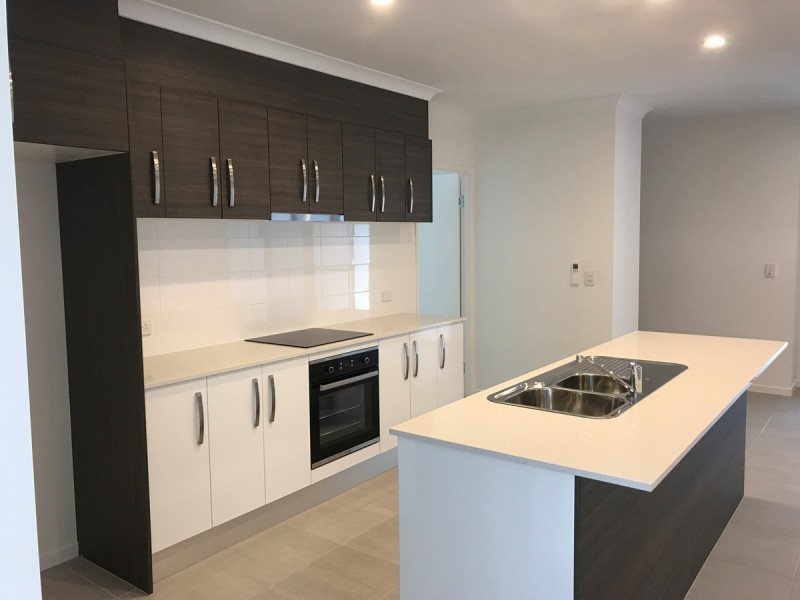 2/39 Cavalry Way, Sippy Downs QLD 4556