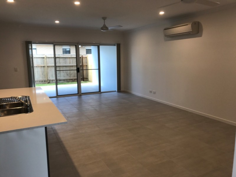 2/39 Cavalry Way, Sippy Downs QLD 4556