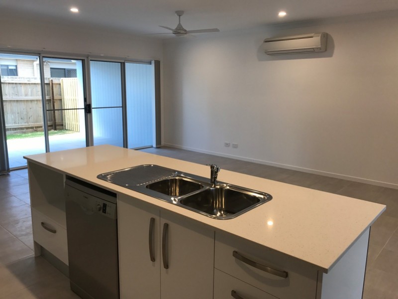 2/39 Cavalry Way, Sippy Downs QLD 4556