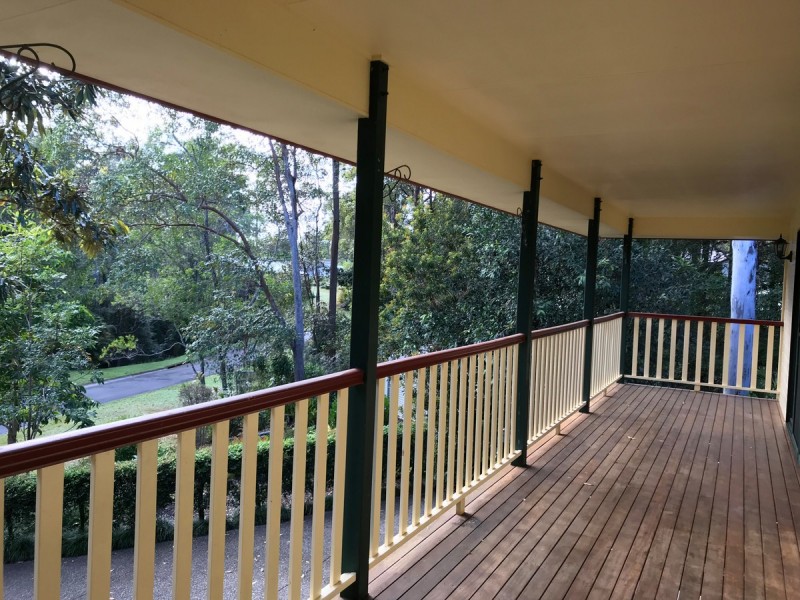 33 Fern Gully Place, Mooloolah Valley QLD 4553