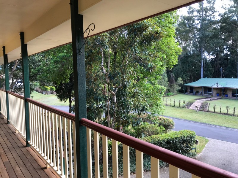 33 Fern Gully Place, Mooloolah Valley QLD 4553