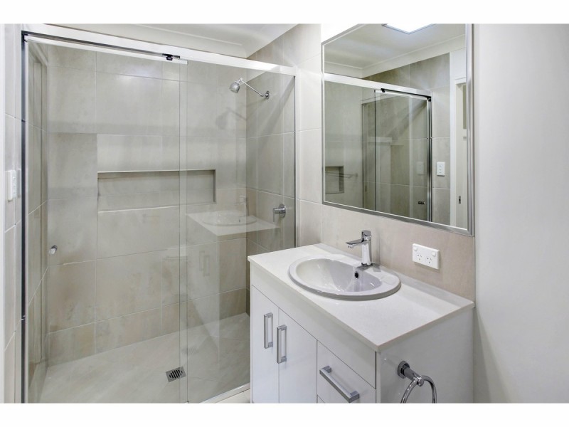 2/71 Perwillowen Road, Nambour QLD 4560