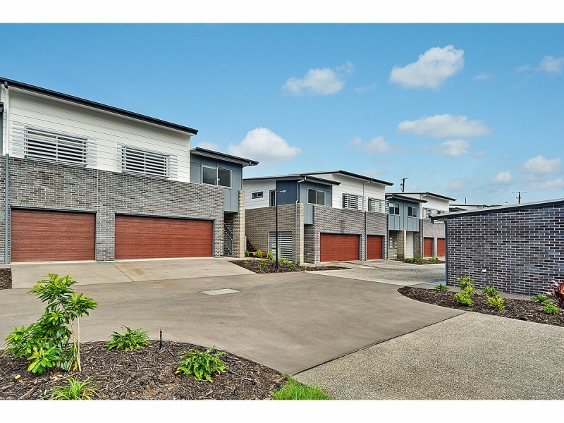 27/17 Greensboro Place, Little Mountain QLD 4551