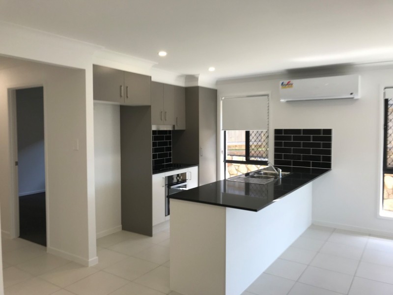 1/4 Horizon Way, Woombye QLD 4559