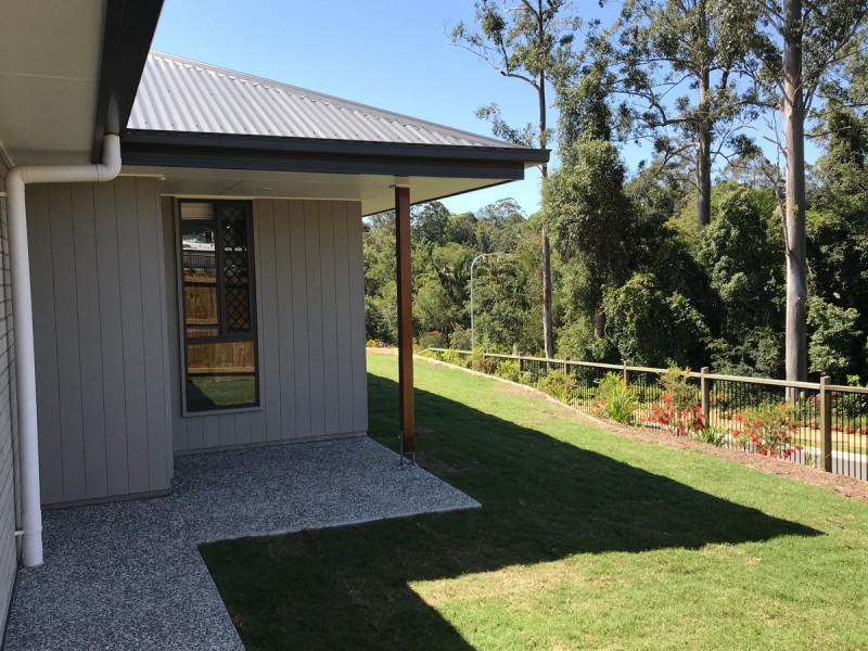 2/4 Horizon Way, Woombye QLD 4559