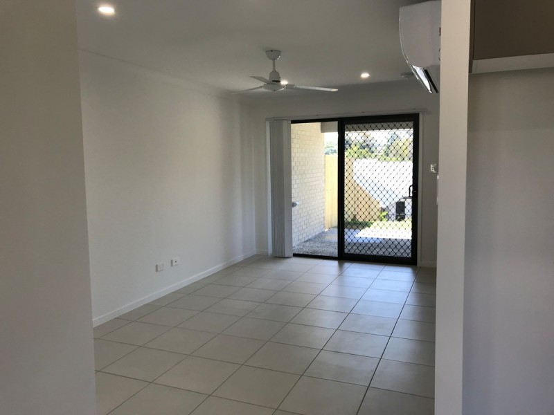 2/4 Horizon Way, Woombye QLD 4559
