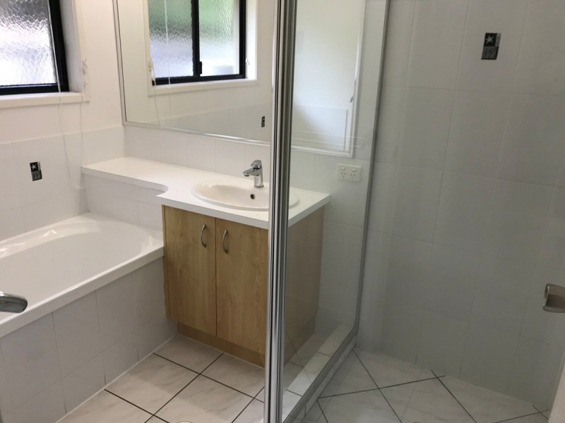 6 Mako Court, Mountain Creek QLD 4557
