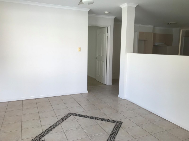 8 Somerville Crescent, Sippy Downs QLD 4556