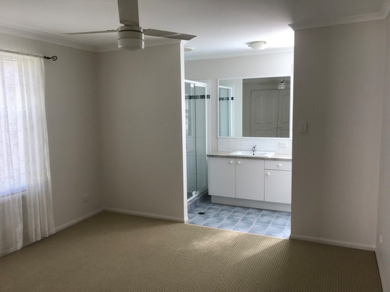 8 Somerville Crescent, Sippy Downs QLD 4556