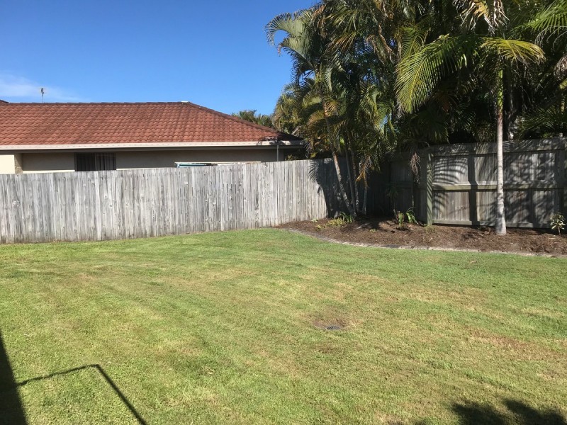 8 Somerville Crescent, Sippy Downs QLD 4556
