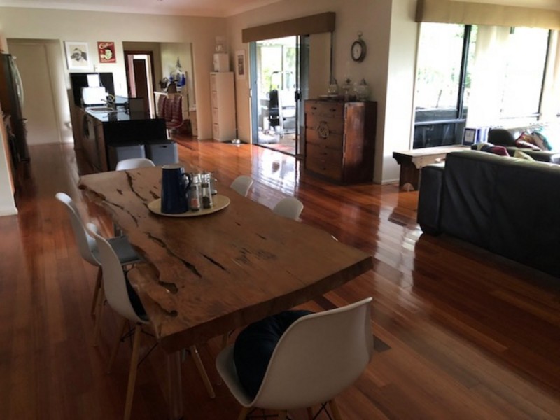 9 Peachester Close, Ormeau QLD 4208