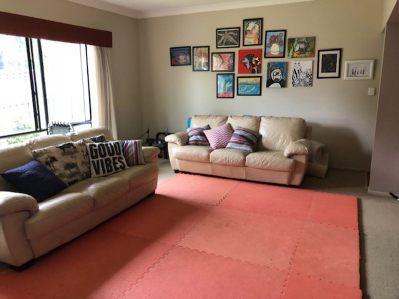 9 Peachester Close, Ormeau QLD 4208