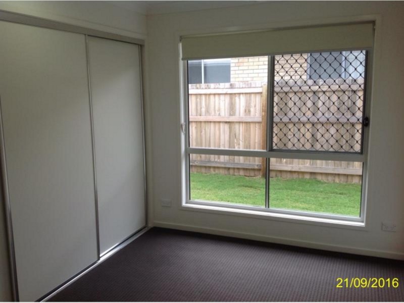 25b Clark Avenue, Glass House Mountains QLD 4518