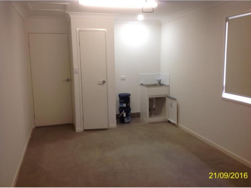 25b Clark Avenue, Glass House Mountains QLD 4518