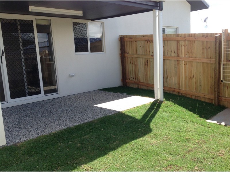 25b Clark Avenue, Glass House Mountains QLD 4518