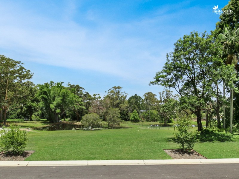 11 Durham Place, Glenview QLD 4553