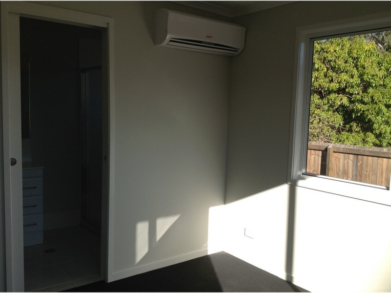 9b Lloyd Street, Beerwah QLD 4519