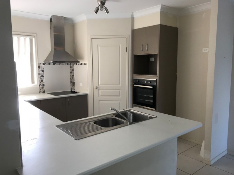 15 Parkside Drive, Beerwah QLD 4519