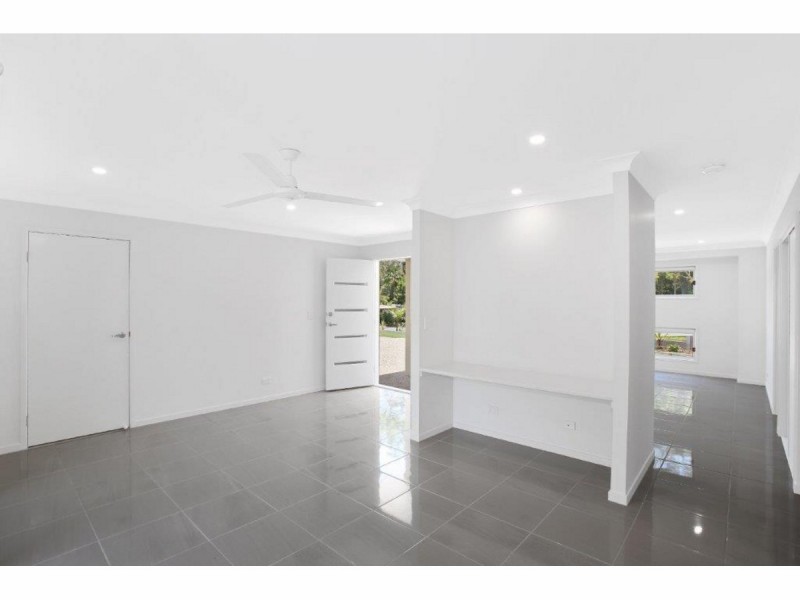 1/2 Harris Drive, Palmwoods QLD 4555