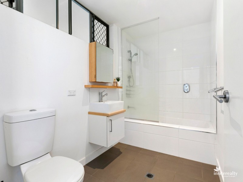 2/1 Amity Avenue, Maroochydore QLD 4558