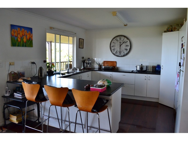 363 English Road, Kiamba QLD 4560