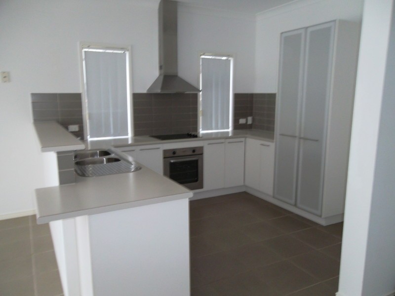 9 Eaton Street, Sippy Downs QLD 4556