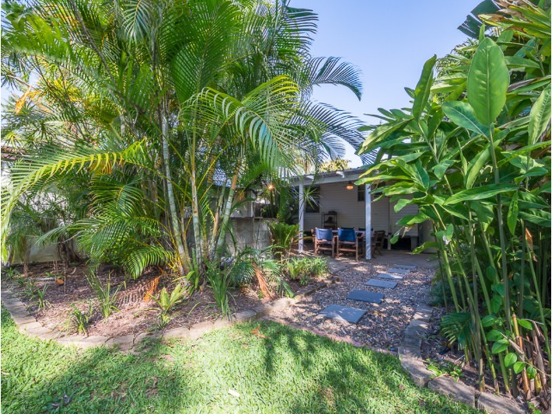 5 Boden Street, Bucasia QLD 4750