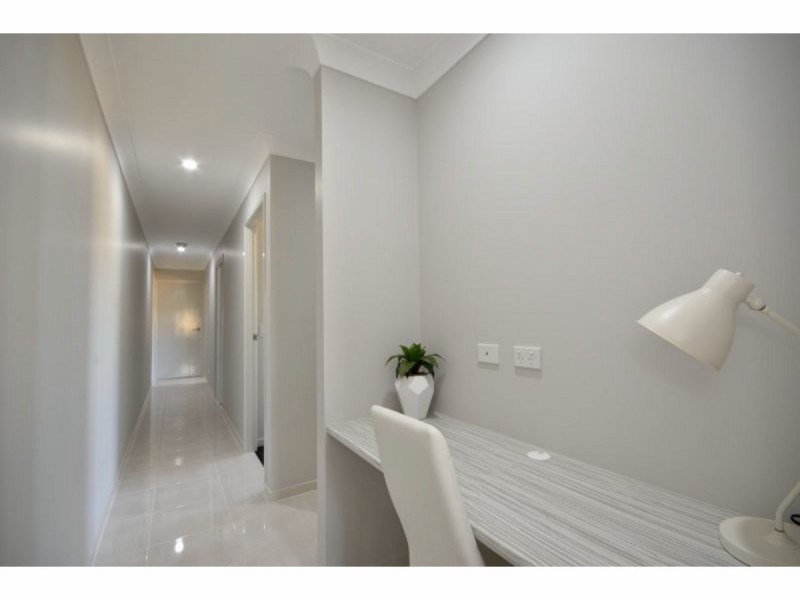 13b Poole Road, Glass House Mountains QLD 4518