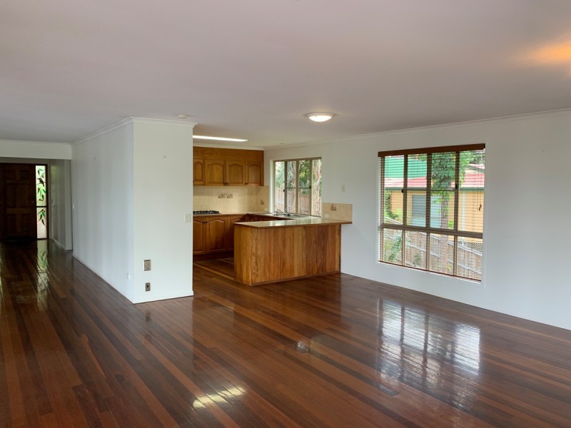 38 Caryota, Nambour QLD 4560