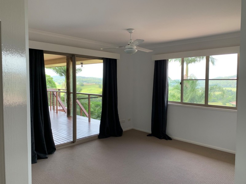 38 Caryota, Nambour QLD 4560