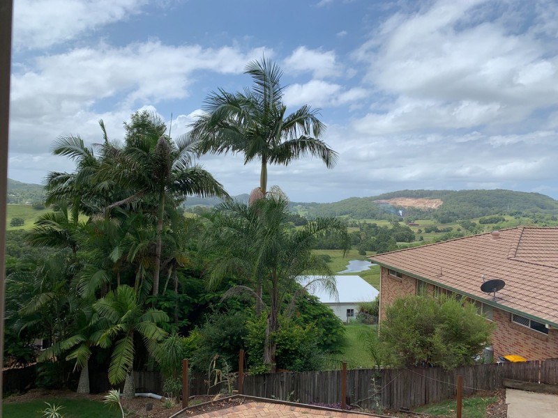 38 Caryota, Nambour QLD 4560