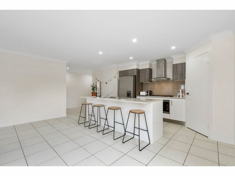 27 Kauri Crescent, Peregian Springs QLD 4573