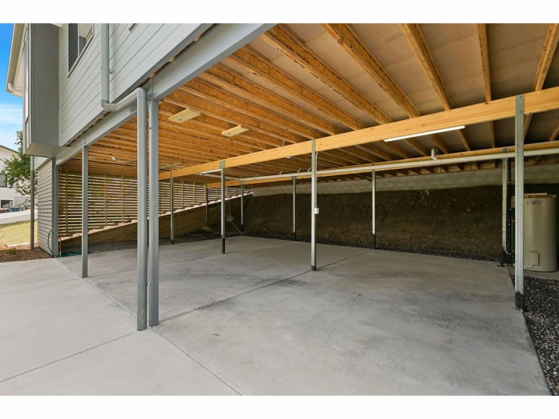 1 Thomas Major Place, Burnside QLD 4560