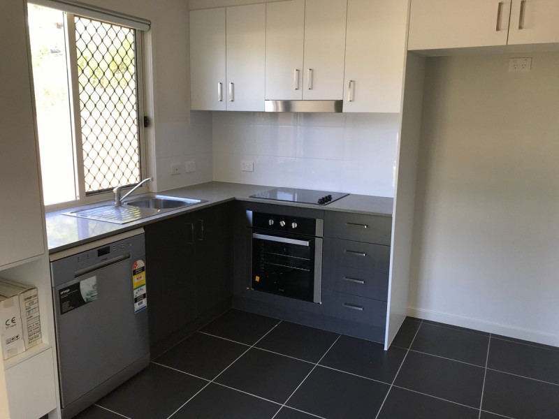 2/3 Eva Court, Rosemount QLD 4560