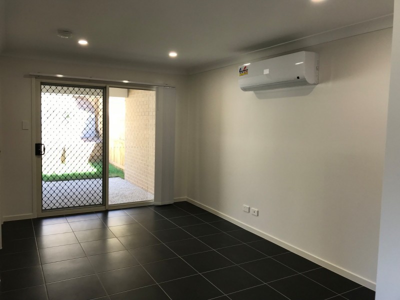 2/3 Eva Court, Rosemount QLD 4560